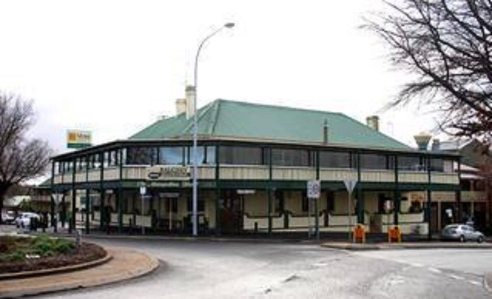 Town Square Motel Orange Exterior foto